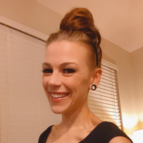 Meet your Posher, Mary - Picture 1 of 1